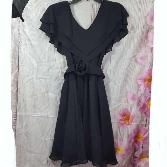ACT I VTG New York Ruffle Dress - Picture 1 of 7
